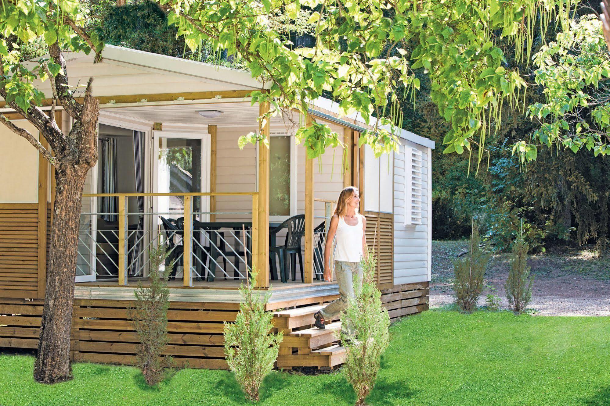 Club Vacances Bleues Domaine De Chateau Laval Gréoux-les-Bains المظهر الخارجي الصورة